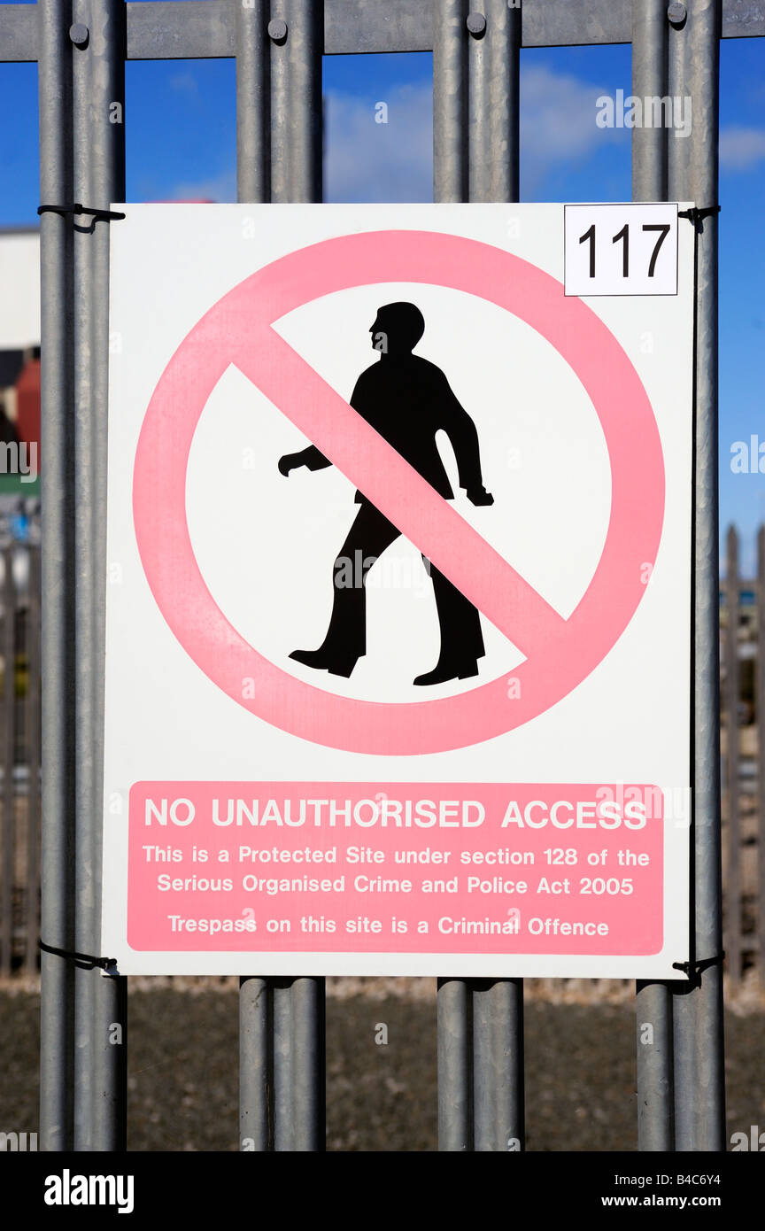 'No unauthorised access' notice. Heysham nuclear power station. Heysham, Lancashire, England, United Kingdom, Europe. Stock Photo
