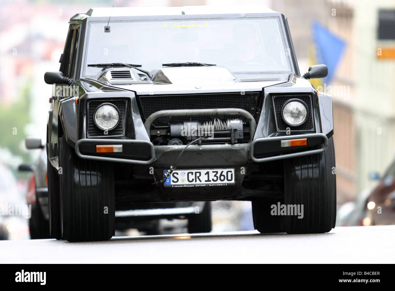 Car, Lamborghini LM 002, model year 1982-1992, black, cross country  vehicle, driving, frontal view, diagonal from the front, Cit Stock Photo -  Alamy