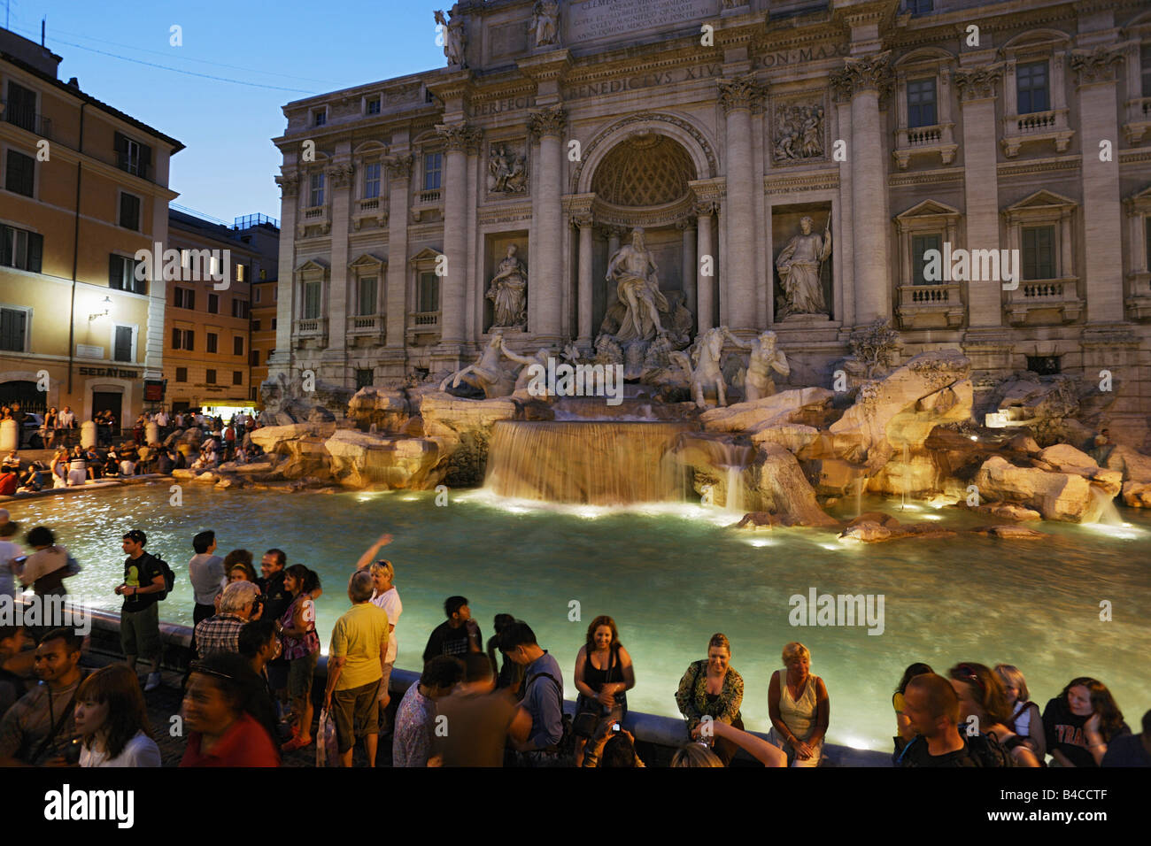 fontana-di-trevi-in-the-evening-rome-italy-stock-photo-alamy