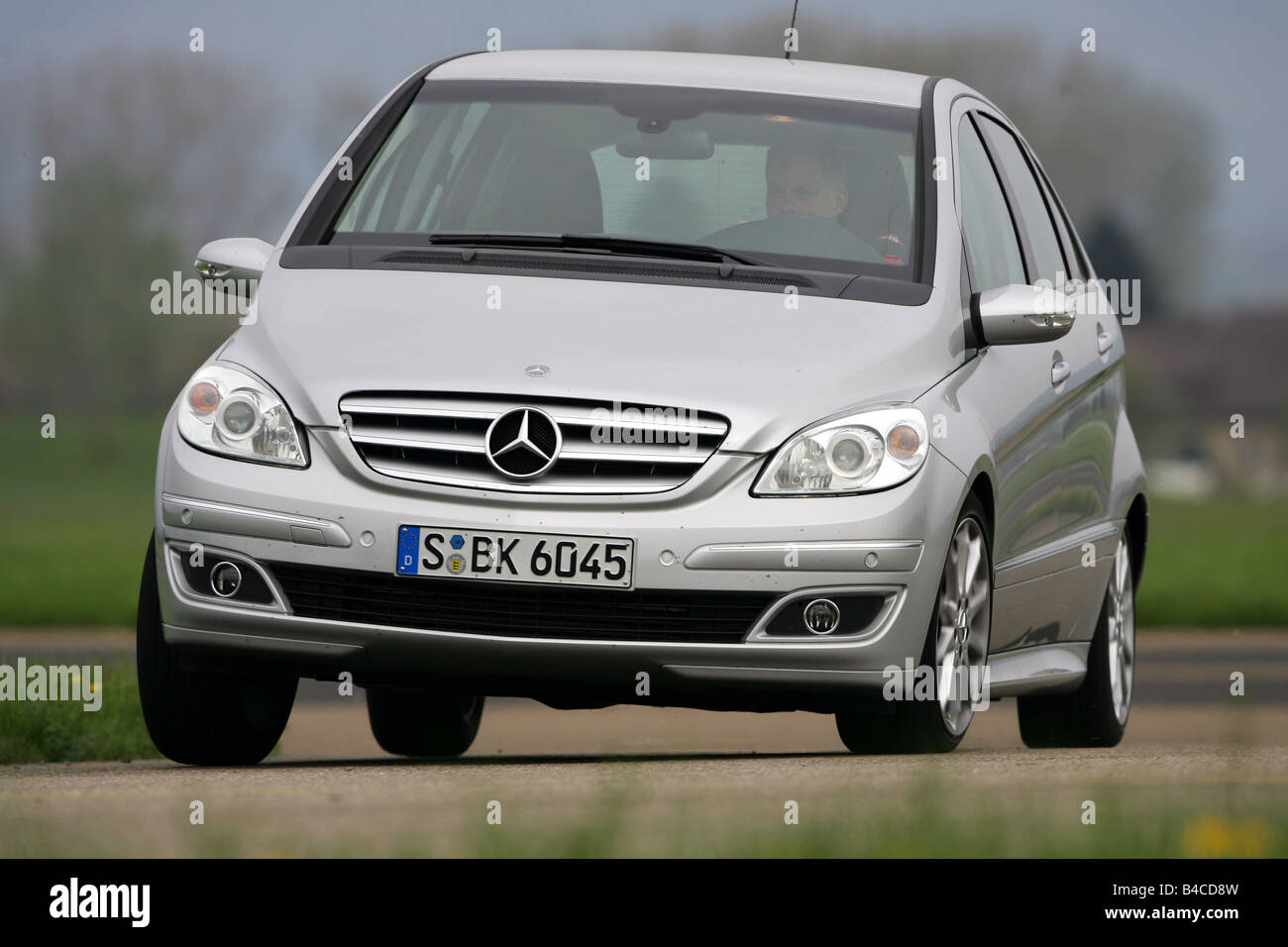 Mercedes b 200 cdi hi-res stock photography and images - Alamy