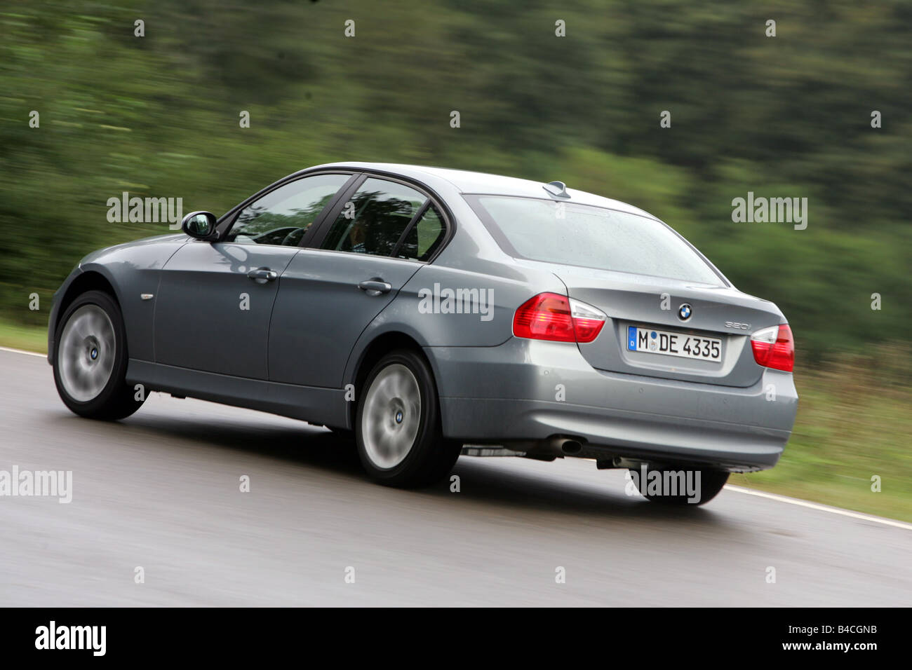 Bmw 320i hi-res stock photography and images - Alamy