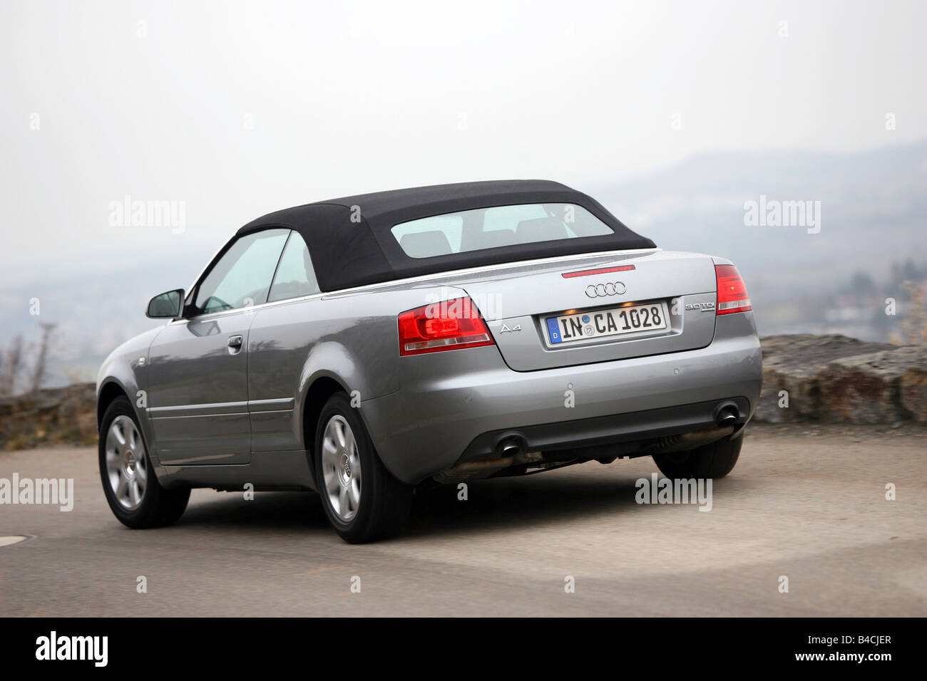 New 2009 Audi A4 Convertible Photography