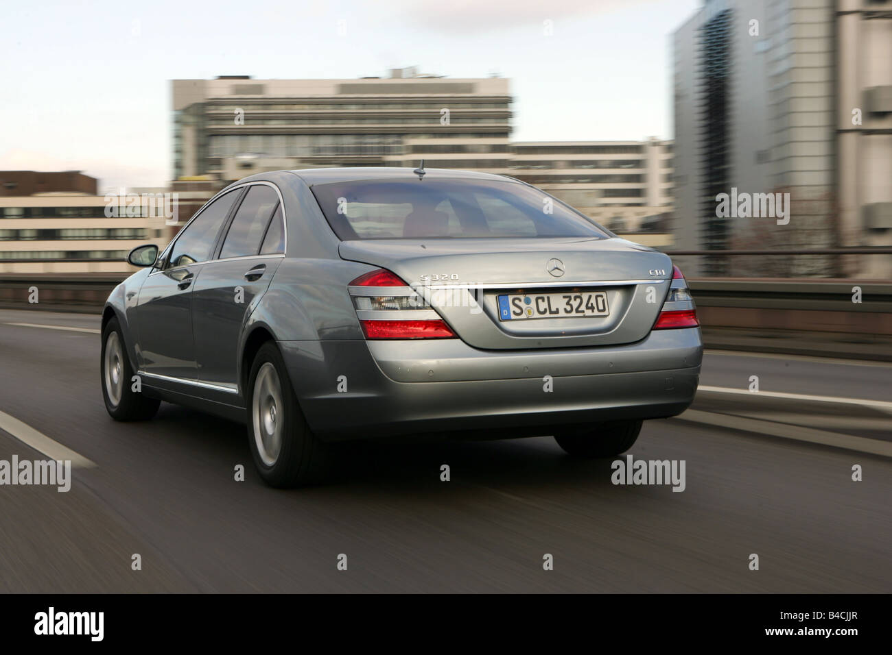 Mercedes S 3 Cdi Model Year 05 Anthracite Driving Diagonal From The Back Rear View City Urban Motorway Stock Photo Alamy