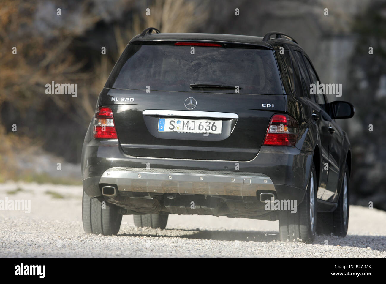 Mercedes ml 320 cdi model hi-res stock photography and images - Alamy