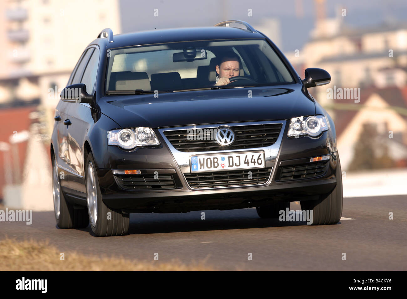 VW Volkswagen Passat 3.2 FSI Variant V6, model year 2006-, black, driving,  diagonal from the front, frontal view, country road Stock Photo - Alamy