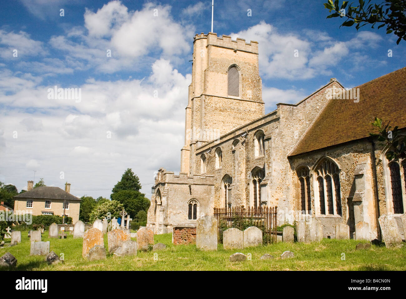 St Lawrence Church & public footpath Ridgwell Essex Stock Photo Alamy