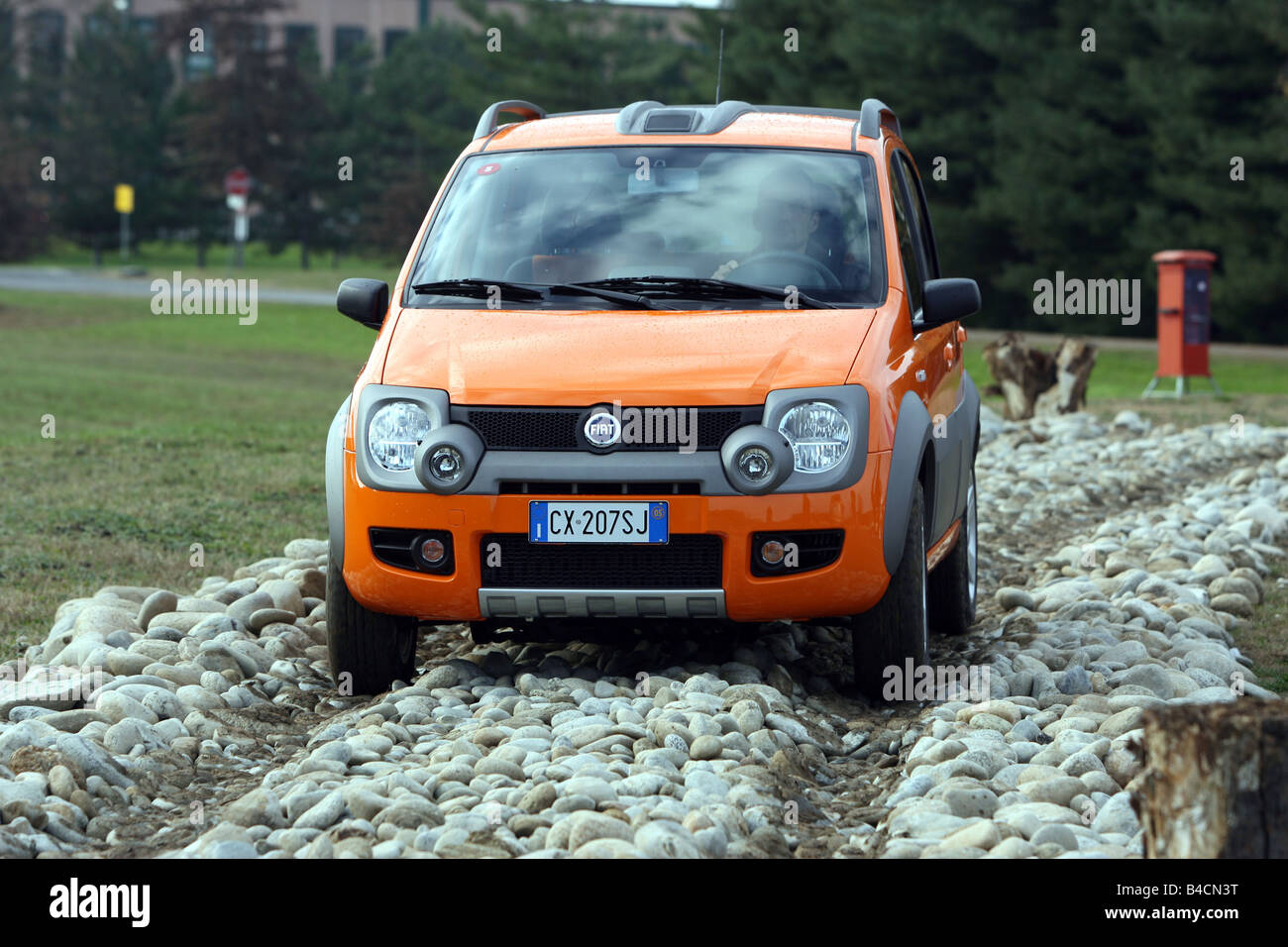 Fiat Panda 1.3 Multijet 16V 4x4, model year 2006-, orange