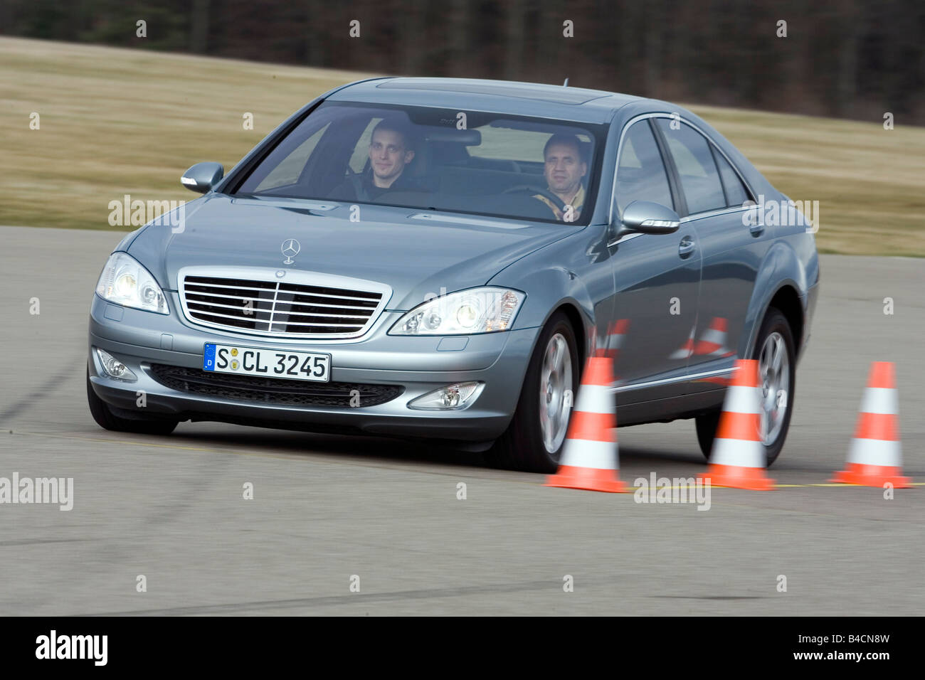 Mercedes S 3 Hi Res Stock Photography And Images Alamy
