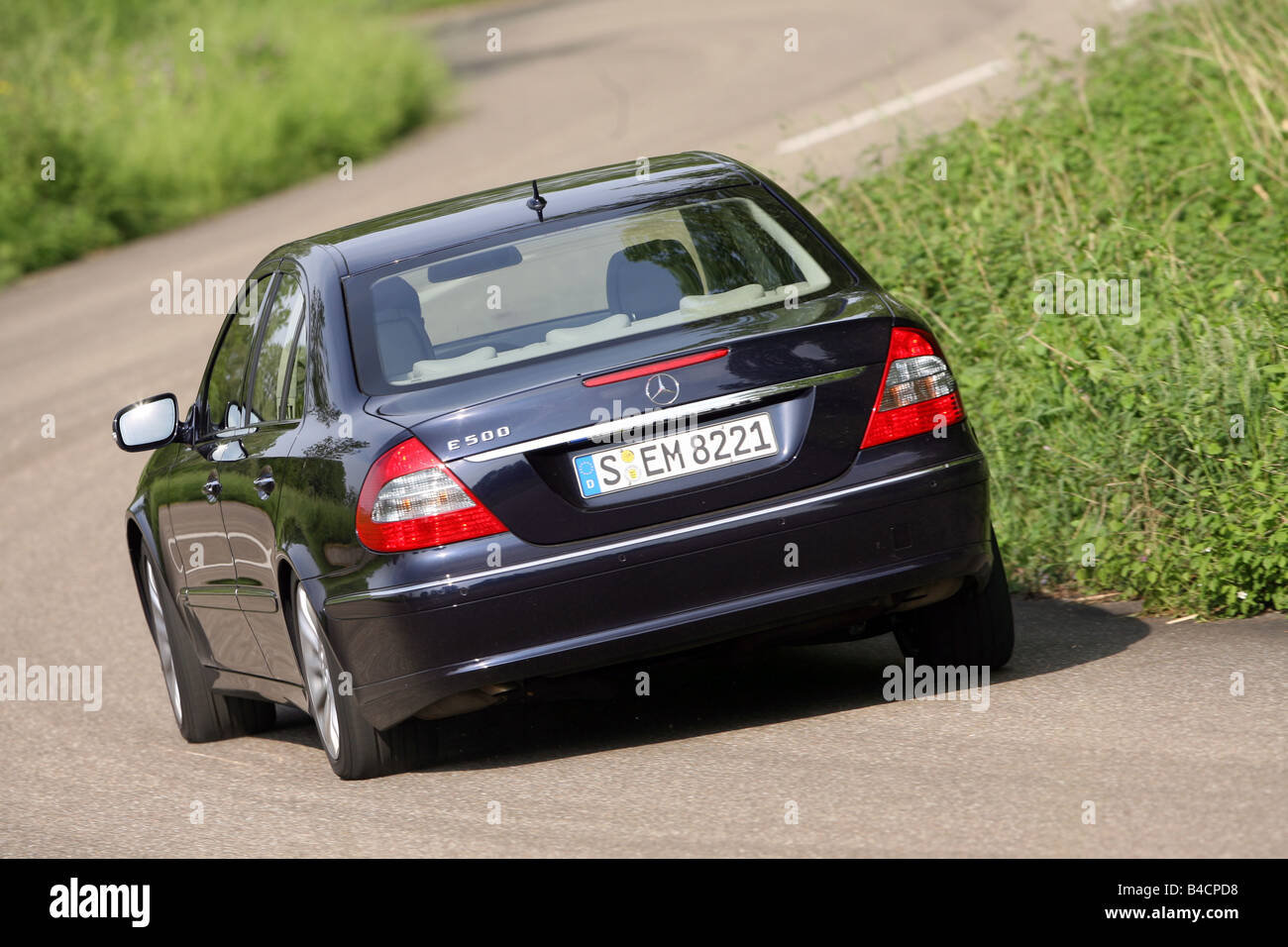 Mercedes E 500 Hi res Stock Photography And Images Alamy mercedes-e-500-hi-res-stock-photography-and-images-alamy