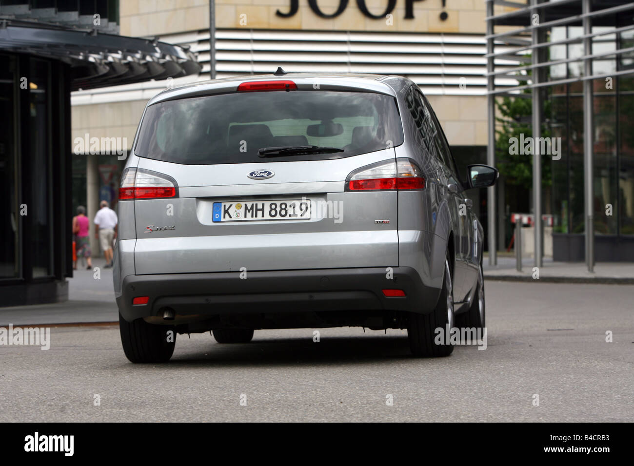 Ford S Max 2 0 Tdci High Resolution Stock Photography And Images Alamy