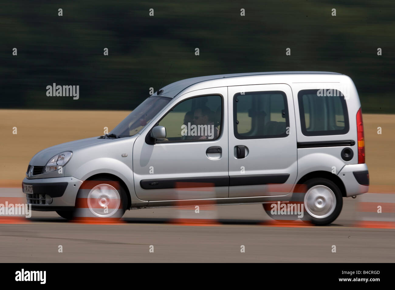 Renault kangoo 1 5 dci hi-res stock photography and images - Alamy