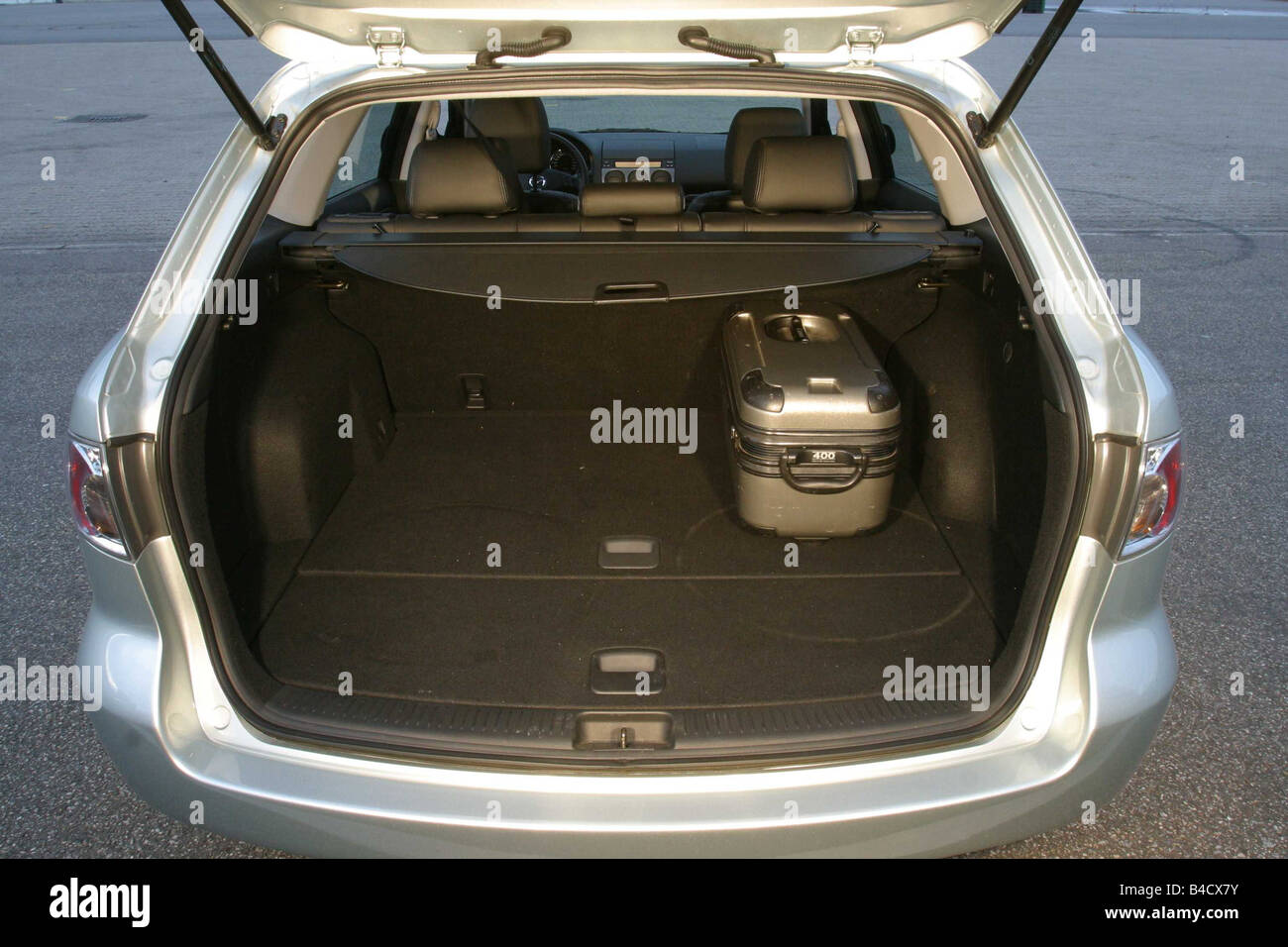 Car, Mazda 6, Station Wagon, hatchback, medium class, model year 2002-,  silver, view into boot, technique/accessory, accessories Stock Photo - Alamy
