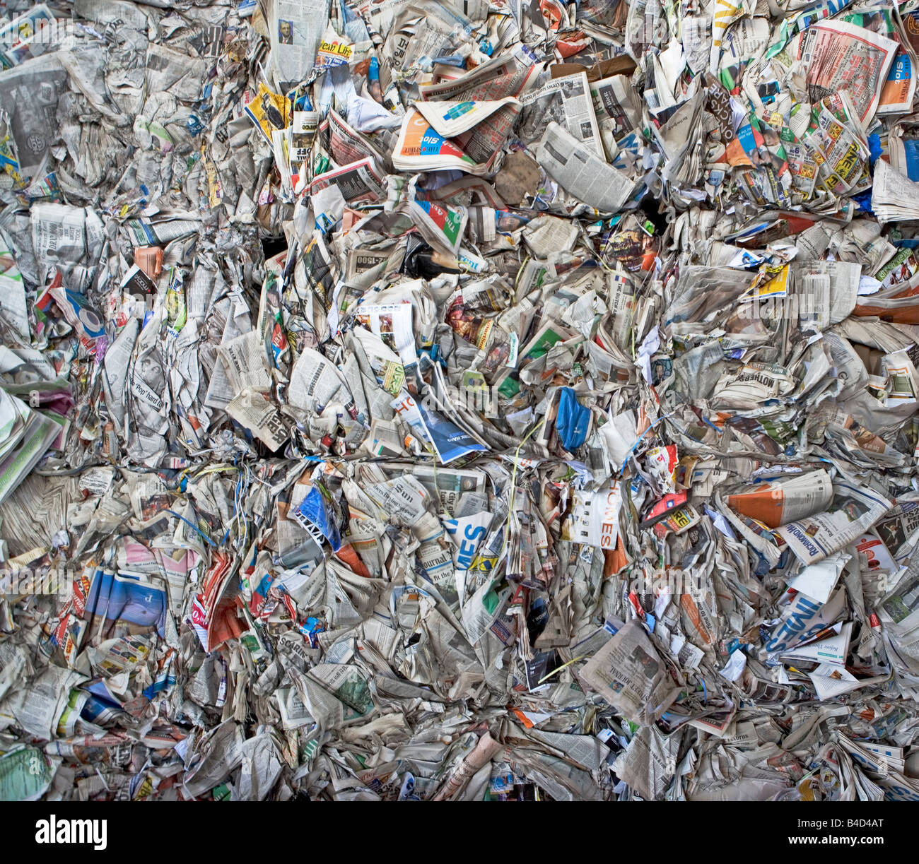 bundle, garbage, waste, paper, paper, industry, recycle, recycling,  environment, environmental, protection, pollution, contamina Stock Photo -  Alamy