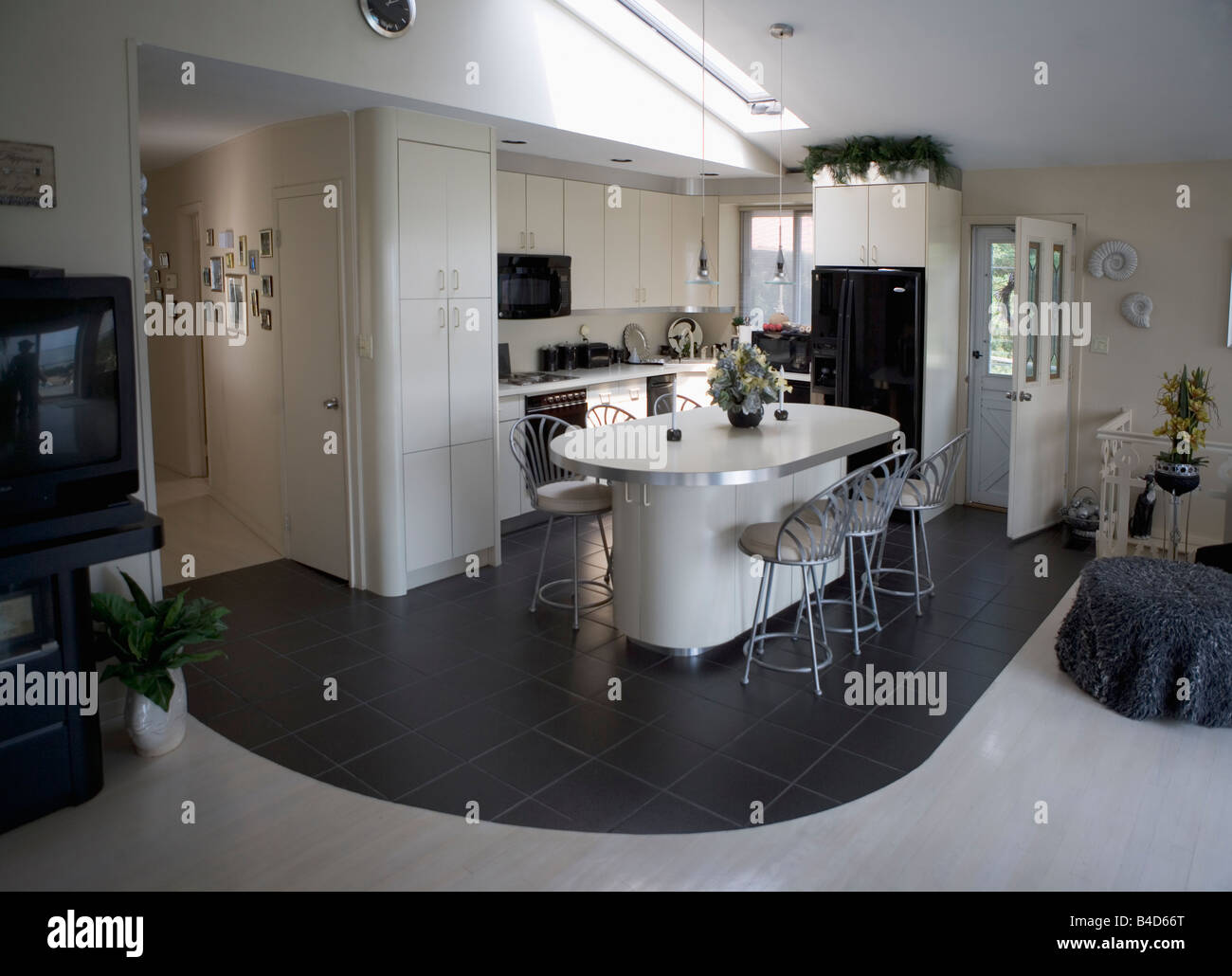 kitchen, dining, cooking, island, modern, contemporary, cabinets, house, home Stock Photo