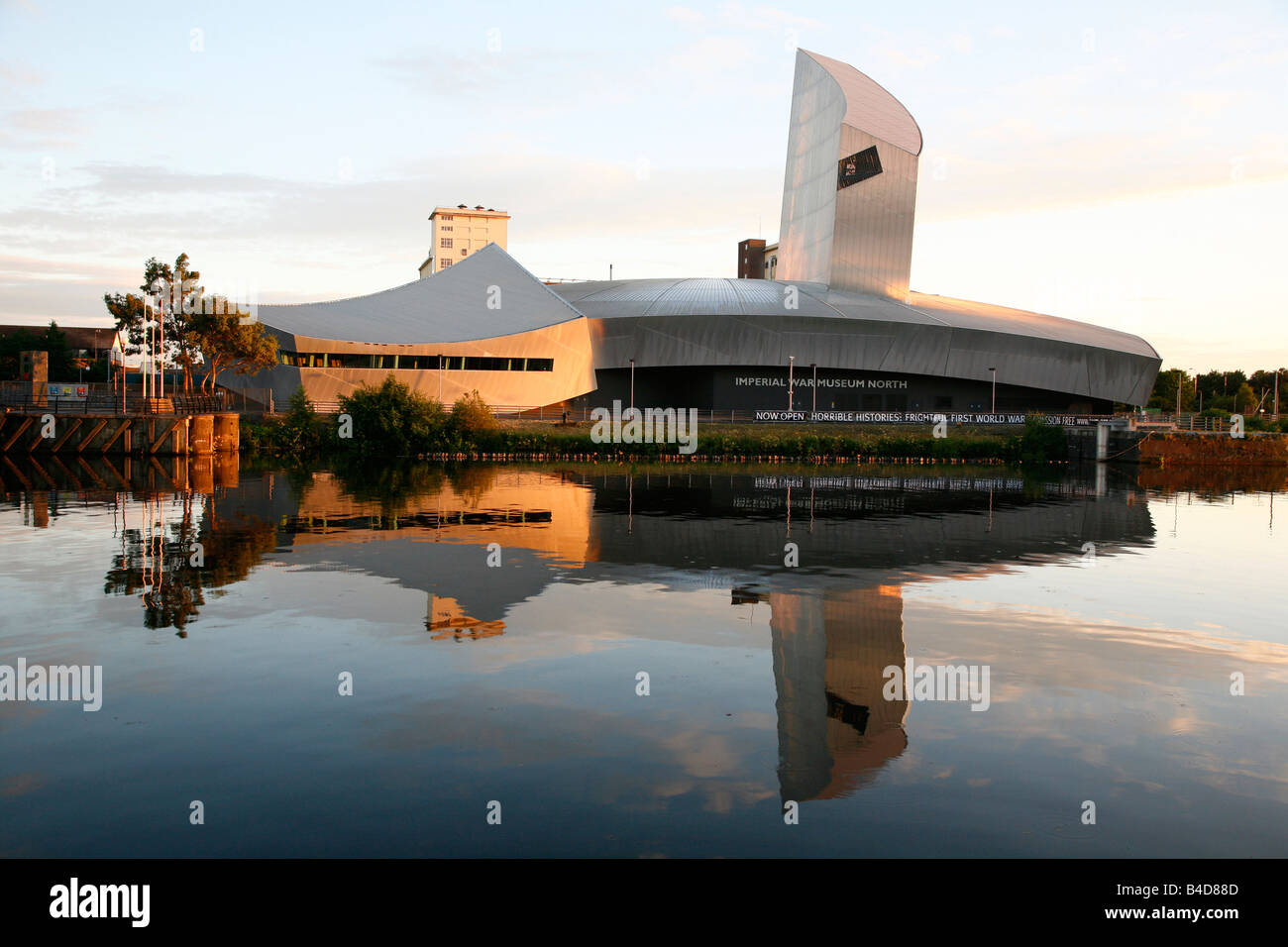 Aug 2008 - The Imperial War Museum North at Salford Quays Manchester ...