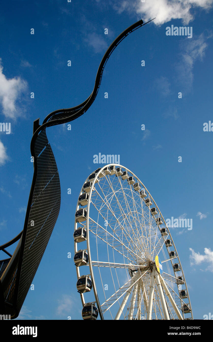 Aug 2008 - The Manchester Wheel at Exchange square and triangle shopping arcade Manchester England UK Stock Photo