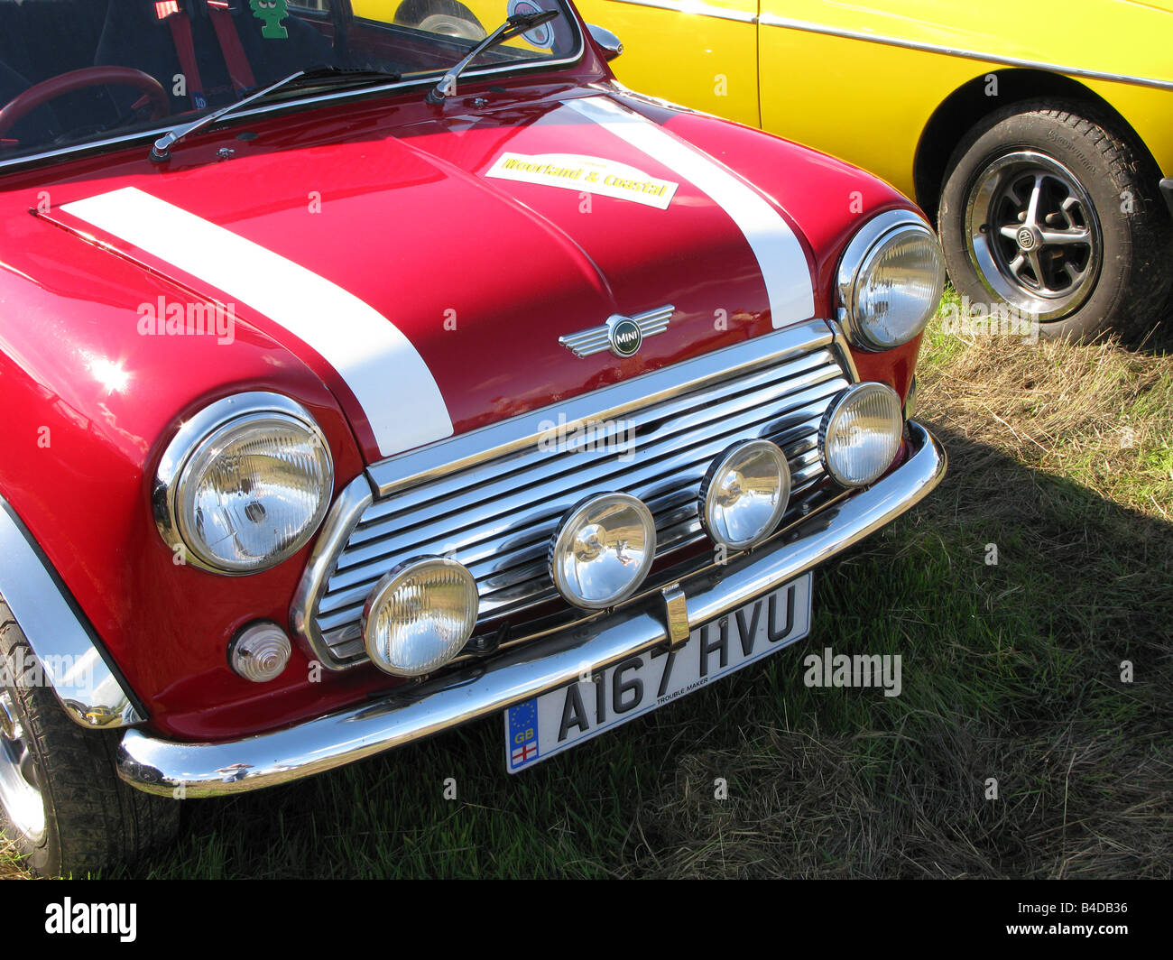Classic mini cooper hires stock photography and images Alamy