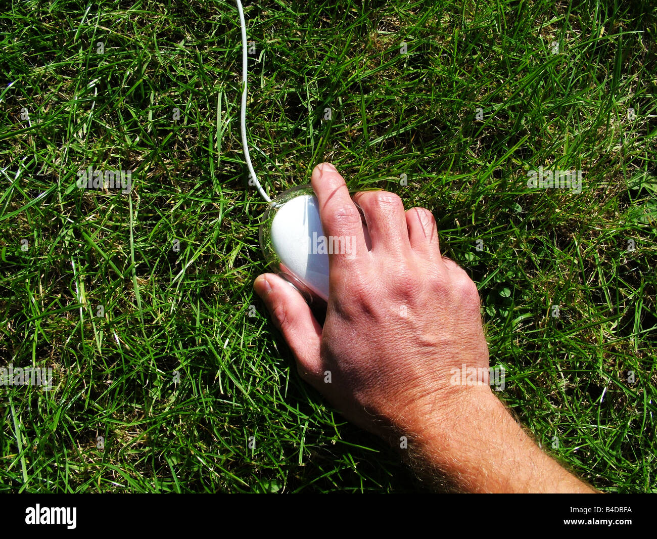 Hand hold computer mouse hires stock photography and images Alamy