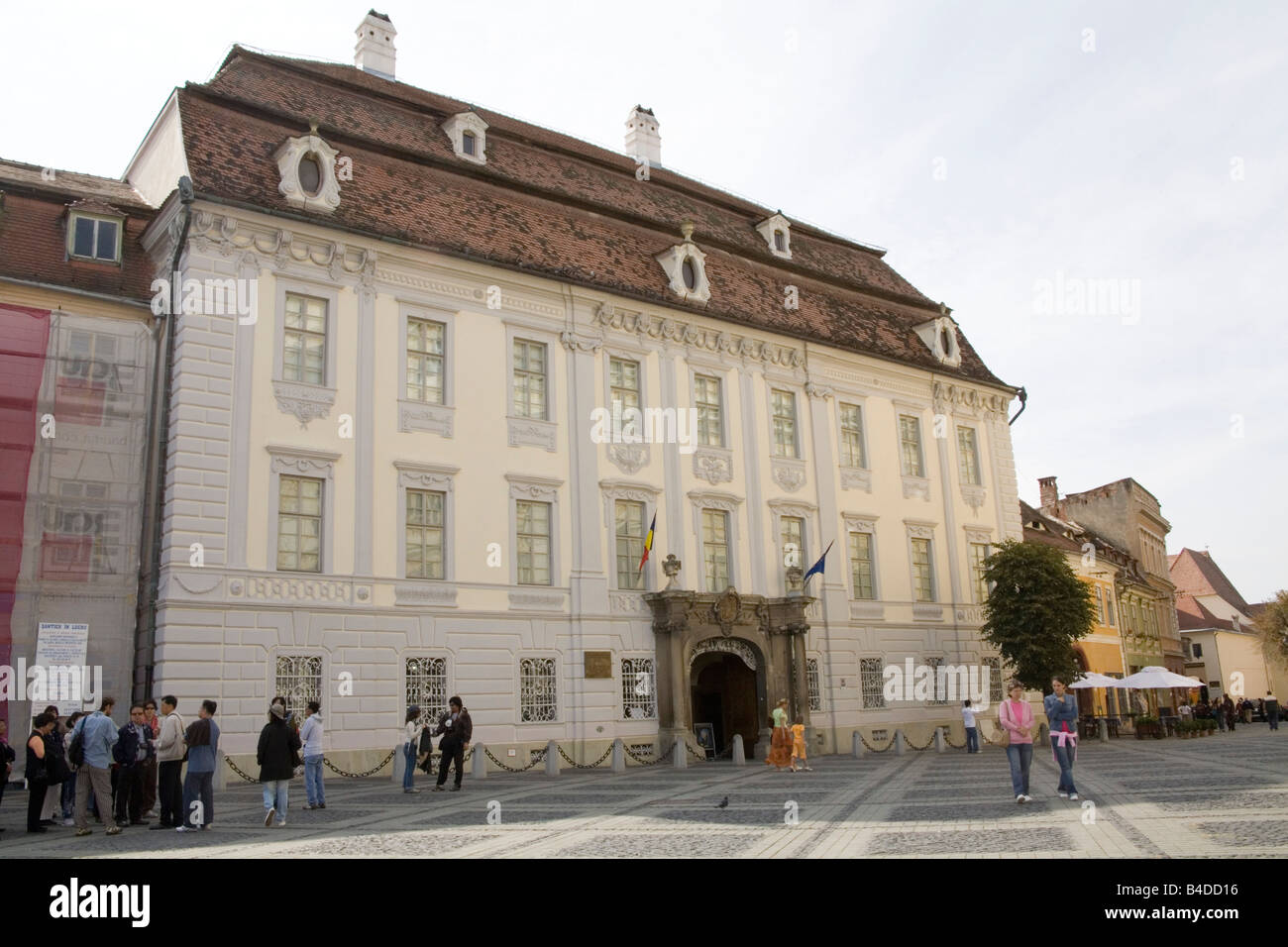 Town hall with town hall square in Hermannstadt (Sibiu), Romania Stock  Photo - Alamy