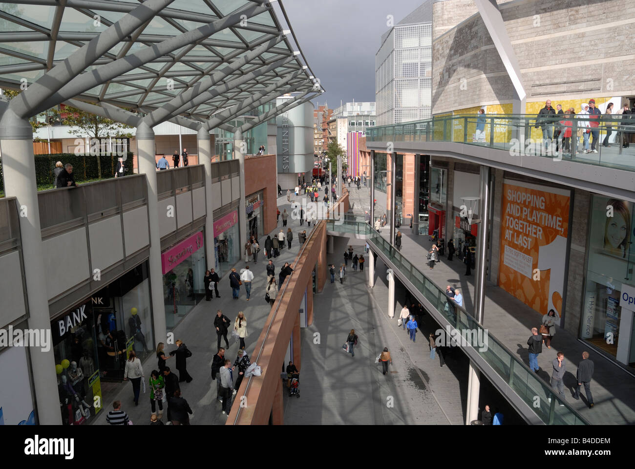 Liverpool One shopping area Stock Photo Alamy