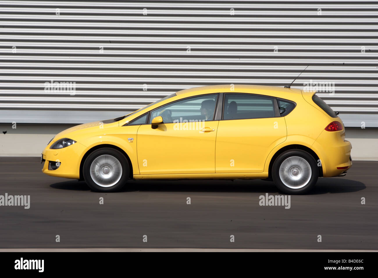 spanish fast car in the asphalt. Seat Leon Supercopa MK2 Stock Photo - Alamy