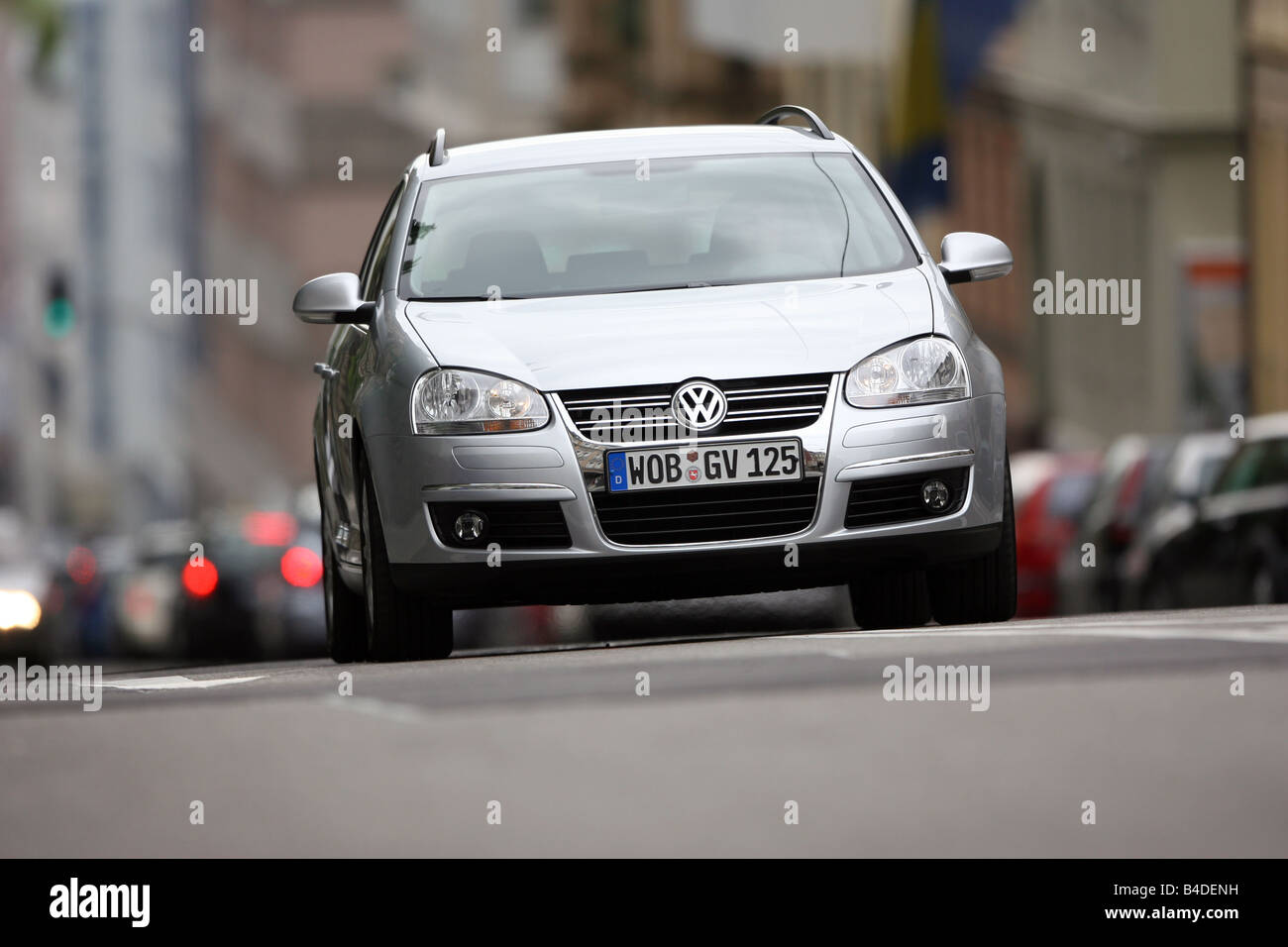 VW Volkswagen Golf Variant 1.9 TDI Trendline, model year 2007-, silver,  driving, diagonal from the front, frontal view, City Stock Photo - Alamy