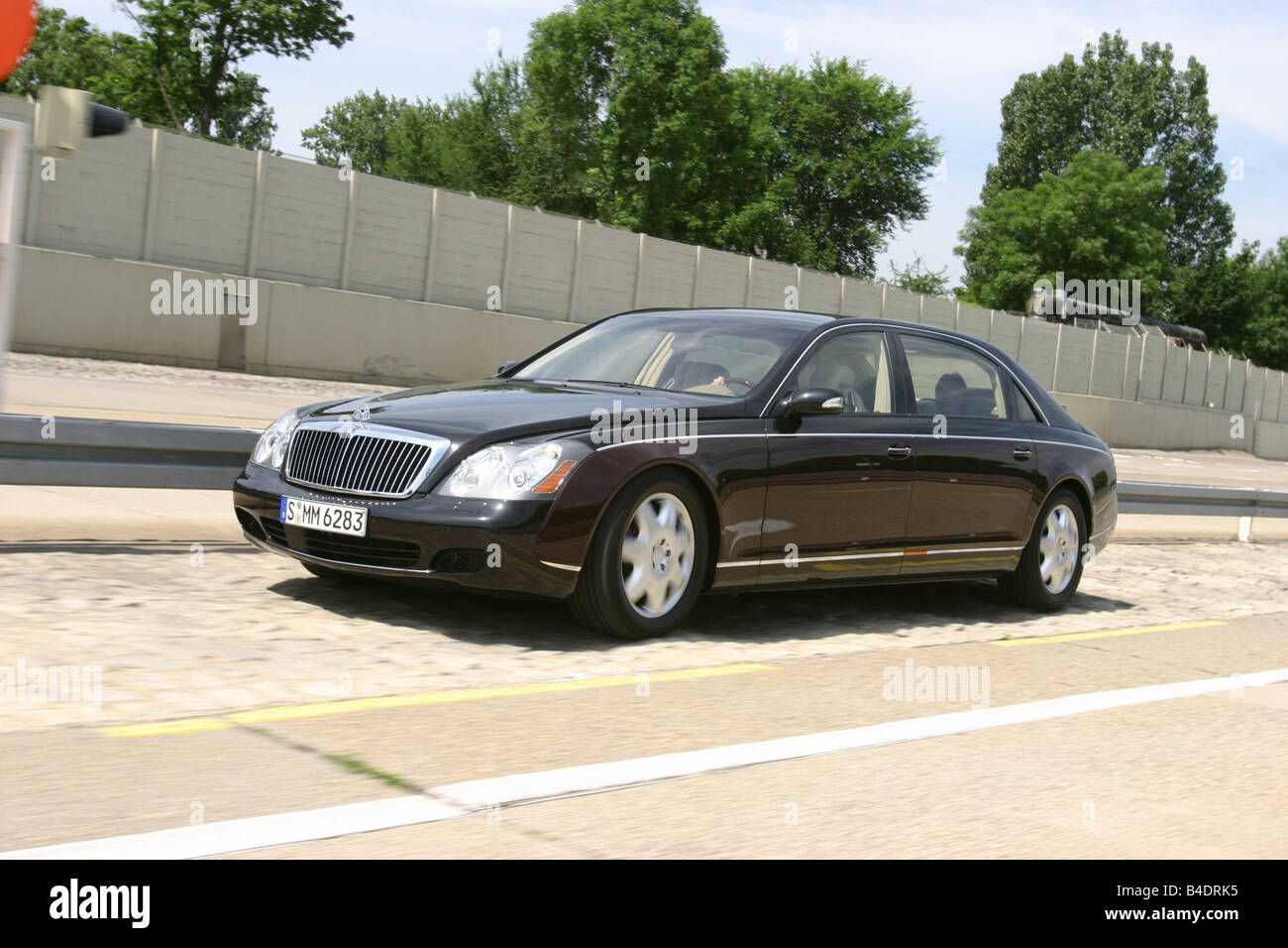 超希少】MAYBACH 62 millennium 黒 シルバー 超希少】MAYBACH 62