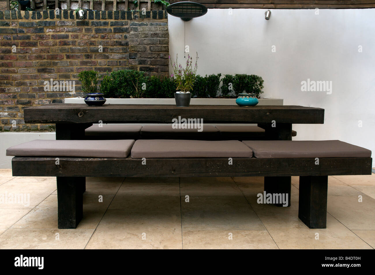 garden table and benches Stock Photo Alamy