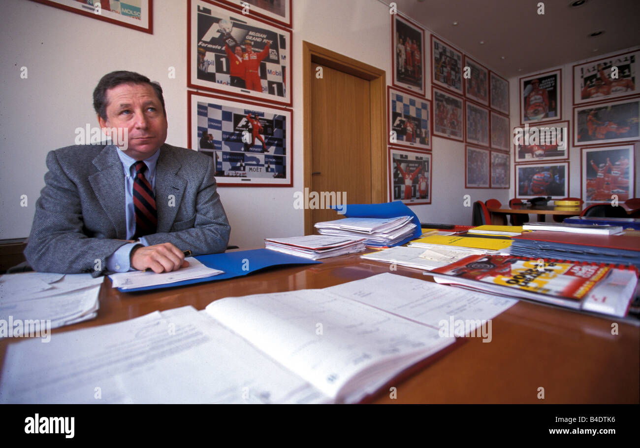 Car, Persons, VIPs, Jean Todt, Team manager Ferrari Formel 1, in his office, geb. 25.02.1946 in Pierrefort, Citizenship French, Stock Photo