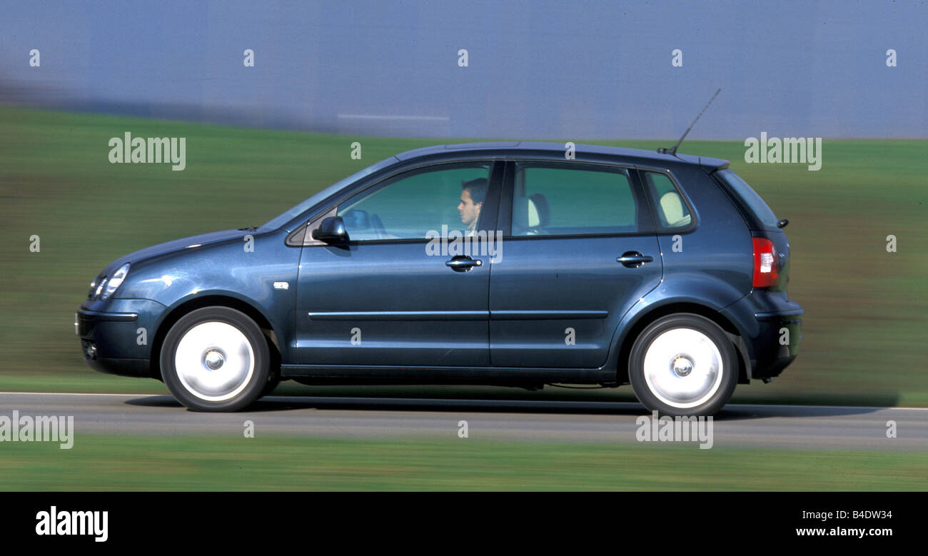 Awareness linen Pigment Car, VW Volkswagen Polo TDI, Limousine, small approx., black, model year  2002-, driving, side view, country road Stock Photo - Alamy