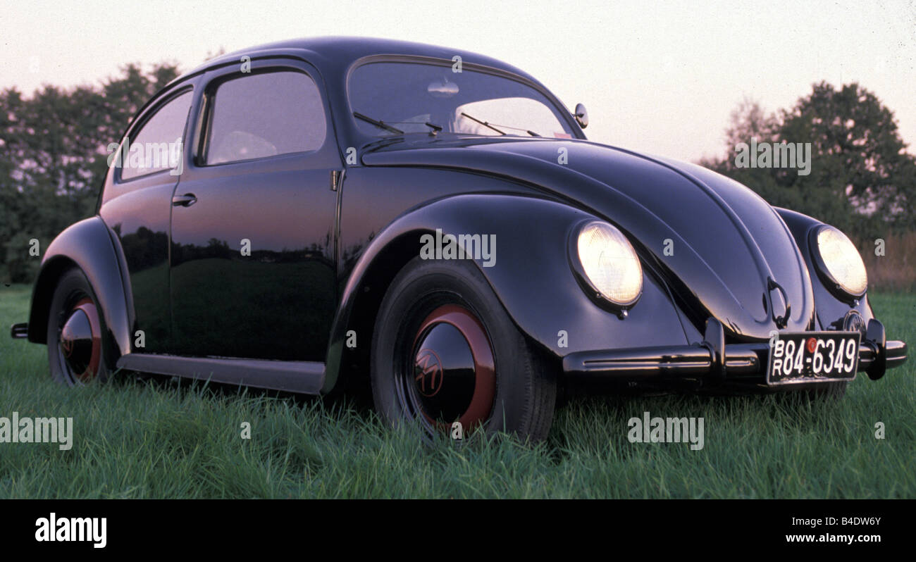 Car, VW Volkswagen Volkswagen beetle type 1, beetle, Limousine, Vintage approx., model year 1949-1953, fourties, 1950s, landscap Stock Photo
