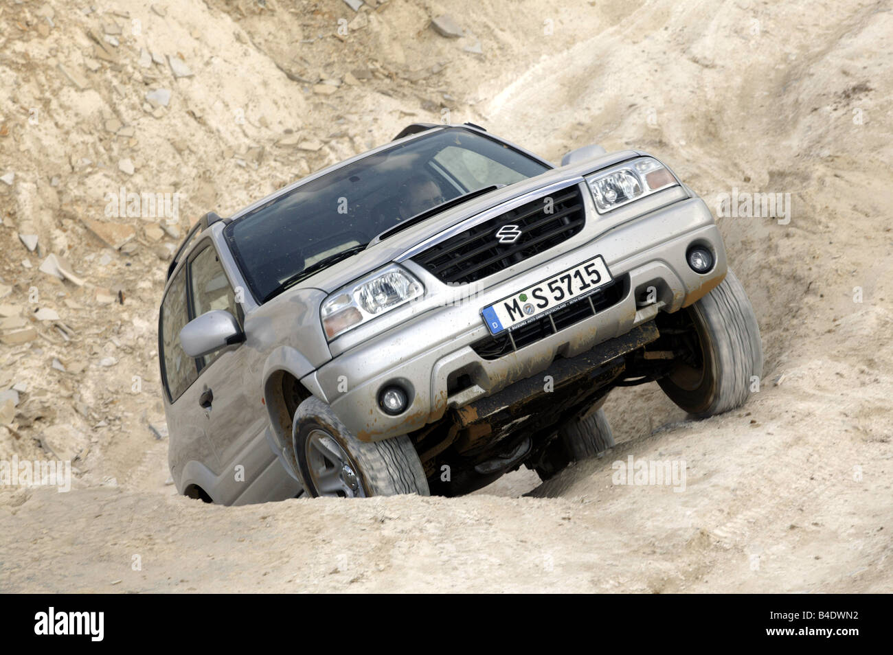 Suzuki vitara 2002 hires stock photography and images Alamy