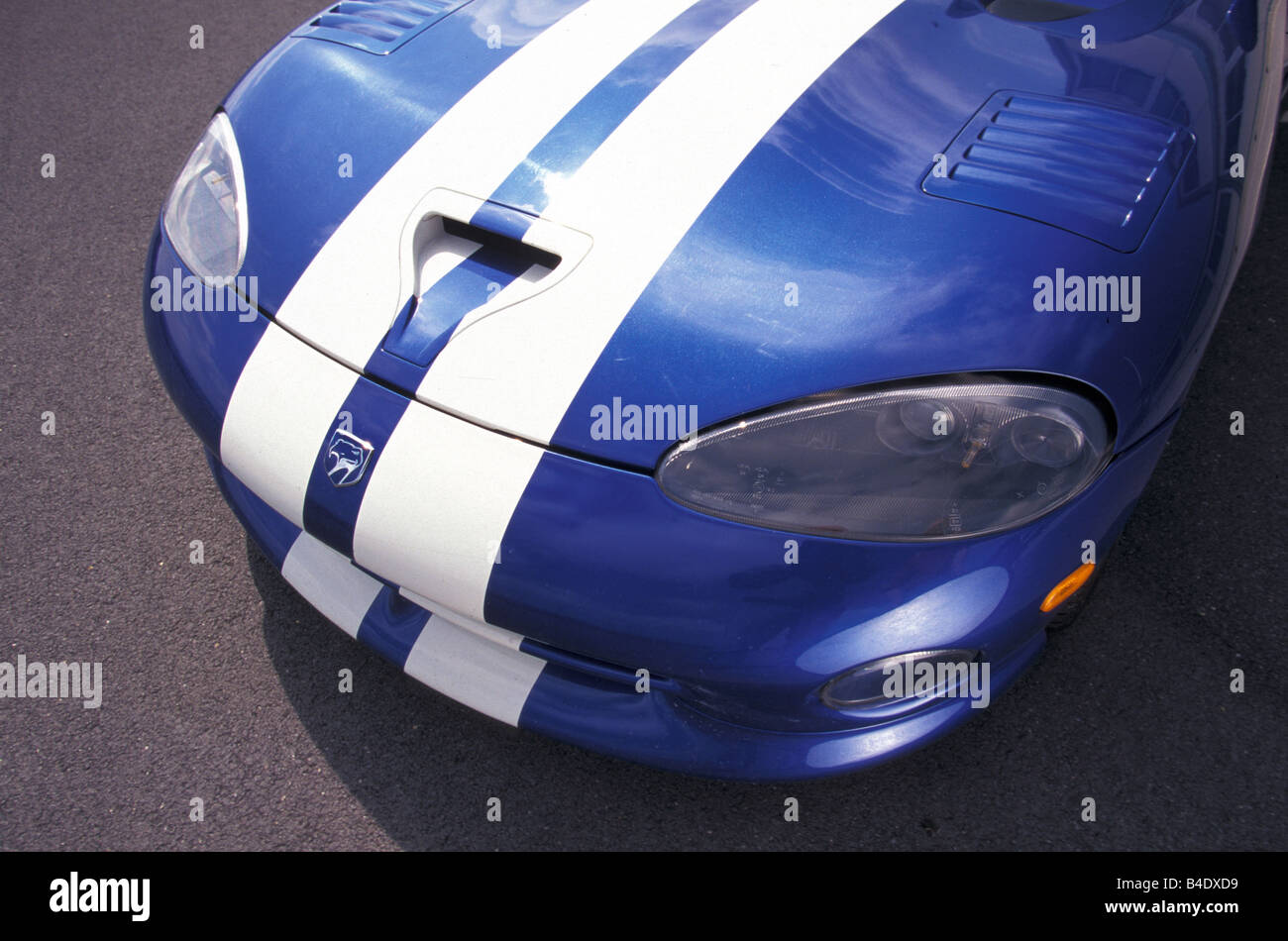 Car, Dodge, Chrysler Viper GTS, roadster, model year 1997, blue-white, coupe/Coupe, Detailed view, rear view, headlight, headlam Stock Photo