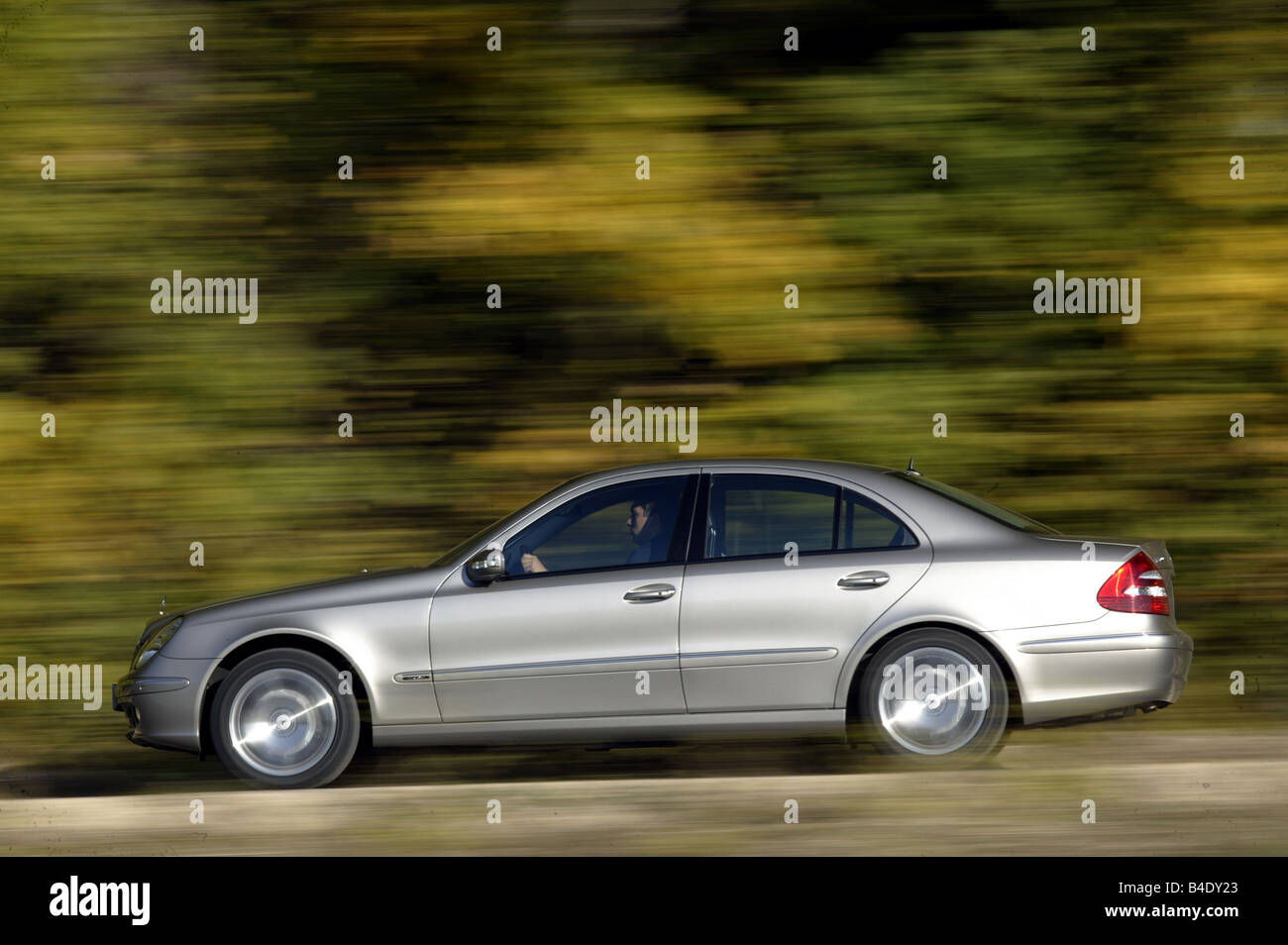 Mercedes e500 hi-res stock photography and images - Alamy
