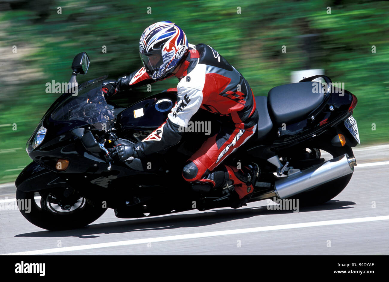 engine cycle, Sports motor cycle, Sportsman, Suzuki GSX 1300 R Hayabusa, black, model year 2003, driving, inclined position, Sid Stock Photo