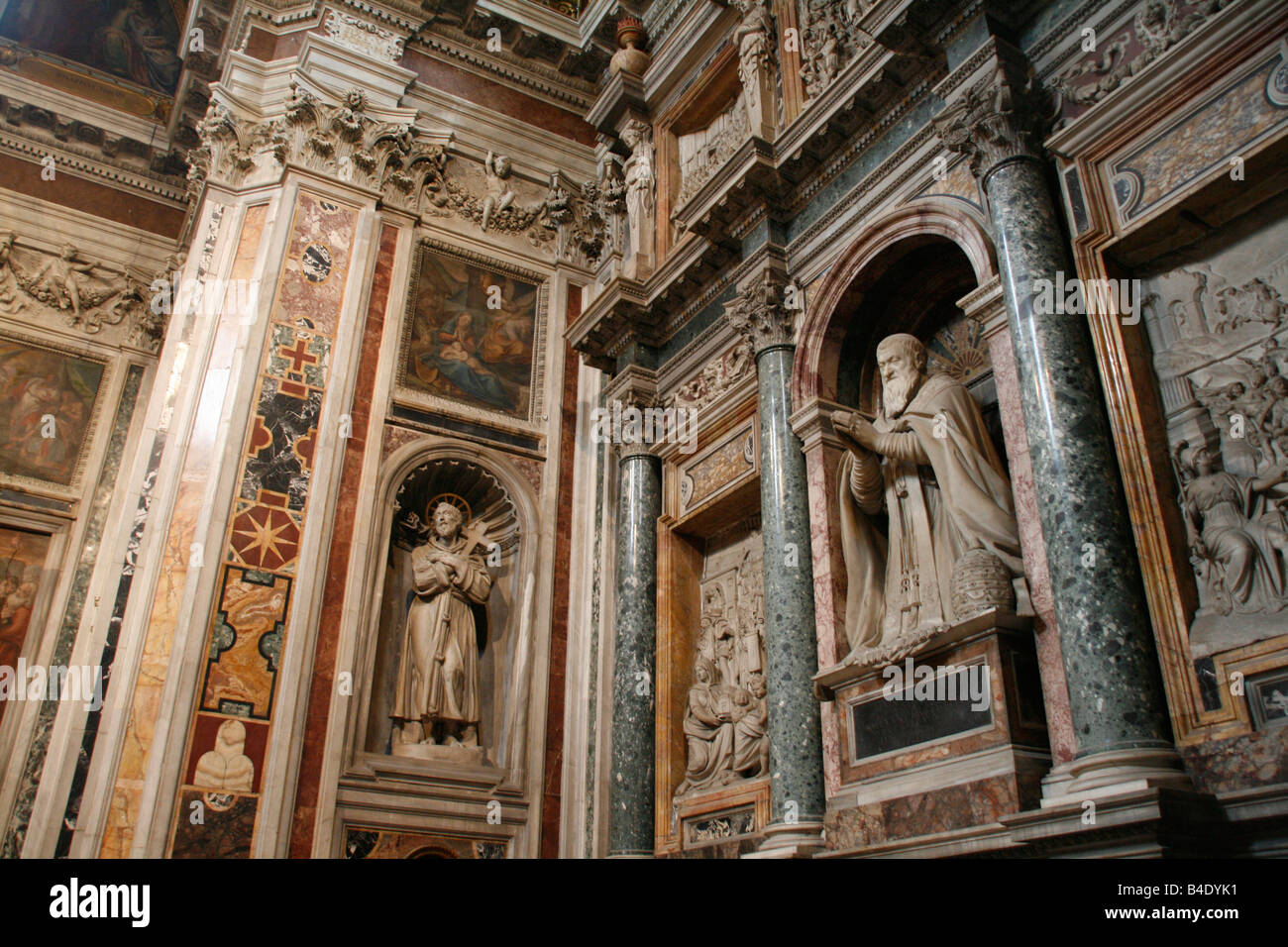 interior santa maria maggiore basilica church rome Stock Photo - Alamy