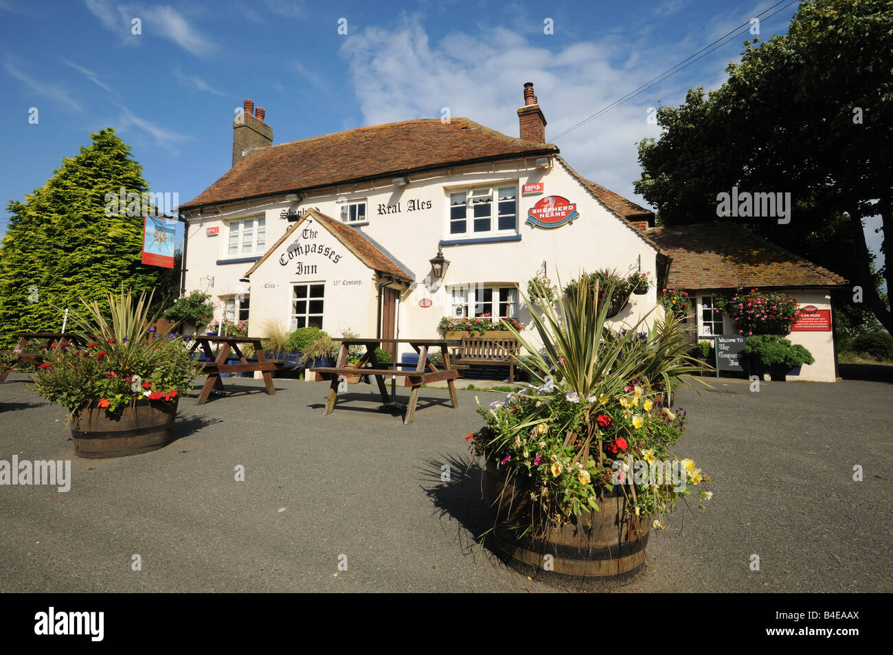 Three Compasses Pub near canterbury kent Stock Photo Alamy