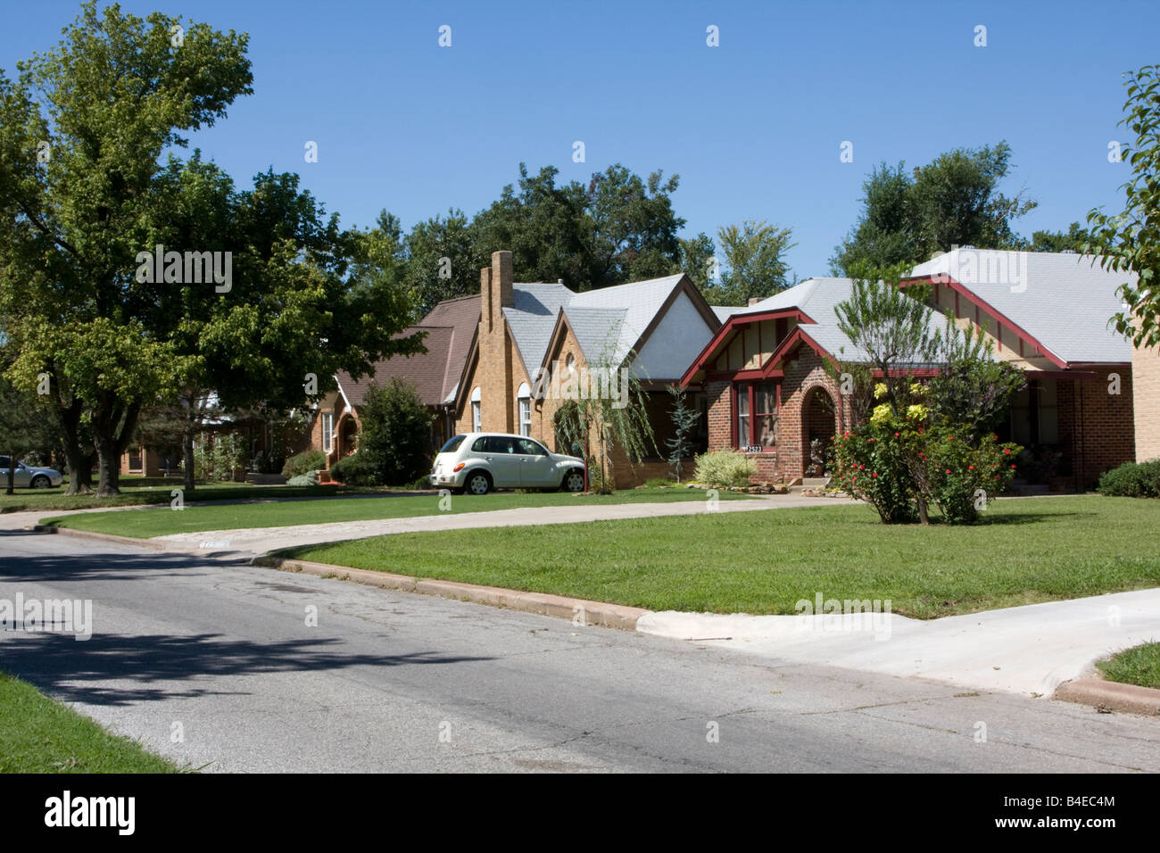 Middle Class Neighborhood Stock Photos & Middle Class Neighborhood