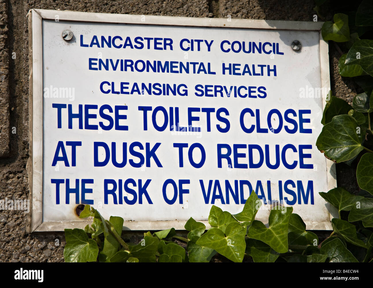 Closed public toilets hires stock photography and images Alamy