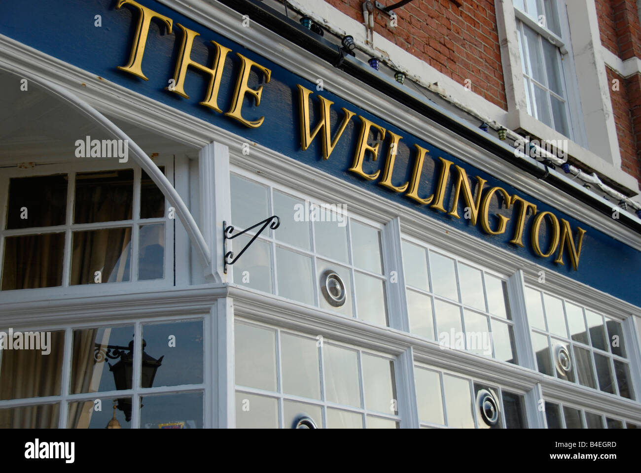 The Wellington pub Portsmouth Hampshire England Stock Photo