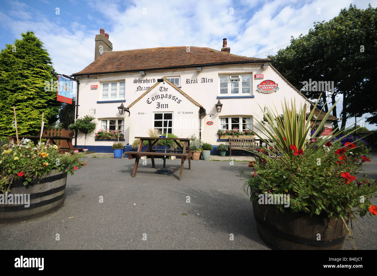 Three Compasses Pub near canterbury kent Stock Photo Alamy
