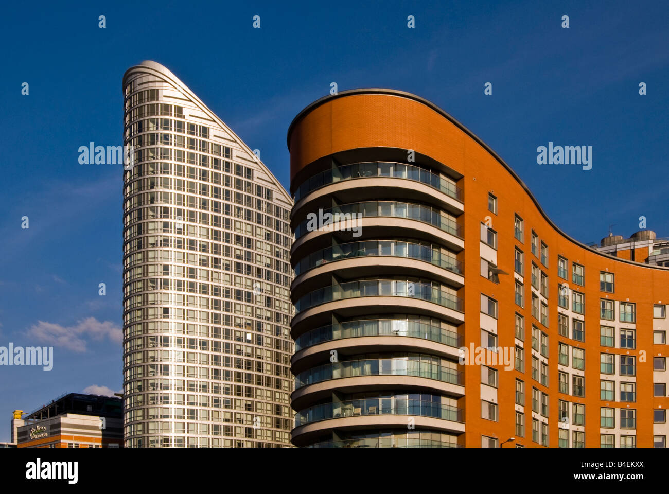Ontario Tower And New Providence Wharf London Stock Photo Alamy