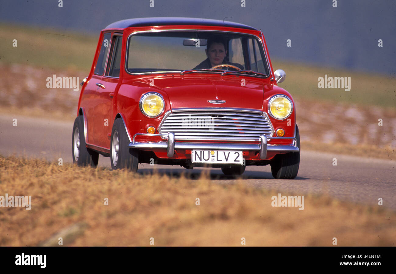 Car, Austin, Morris Cooper S 1275, model year 1964-1971, vintage car, old car, 1960s, sixties, 1970s, seventies, driving, red,