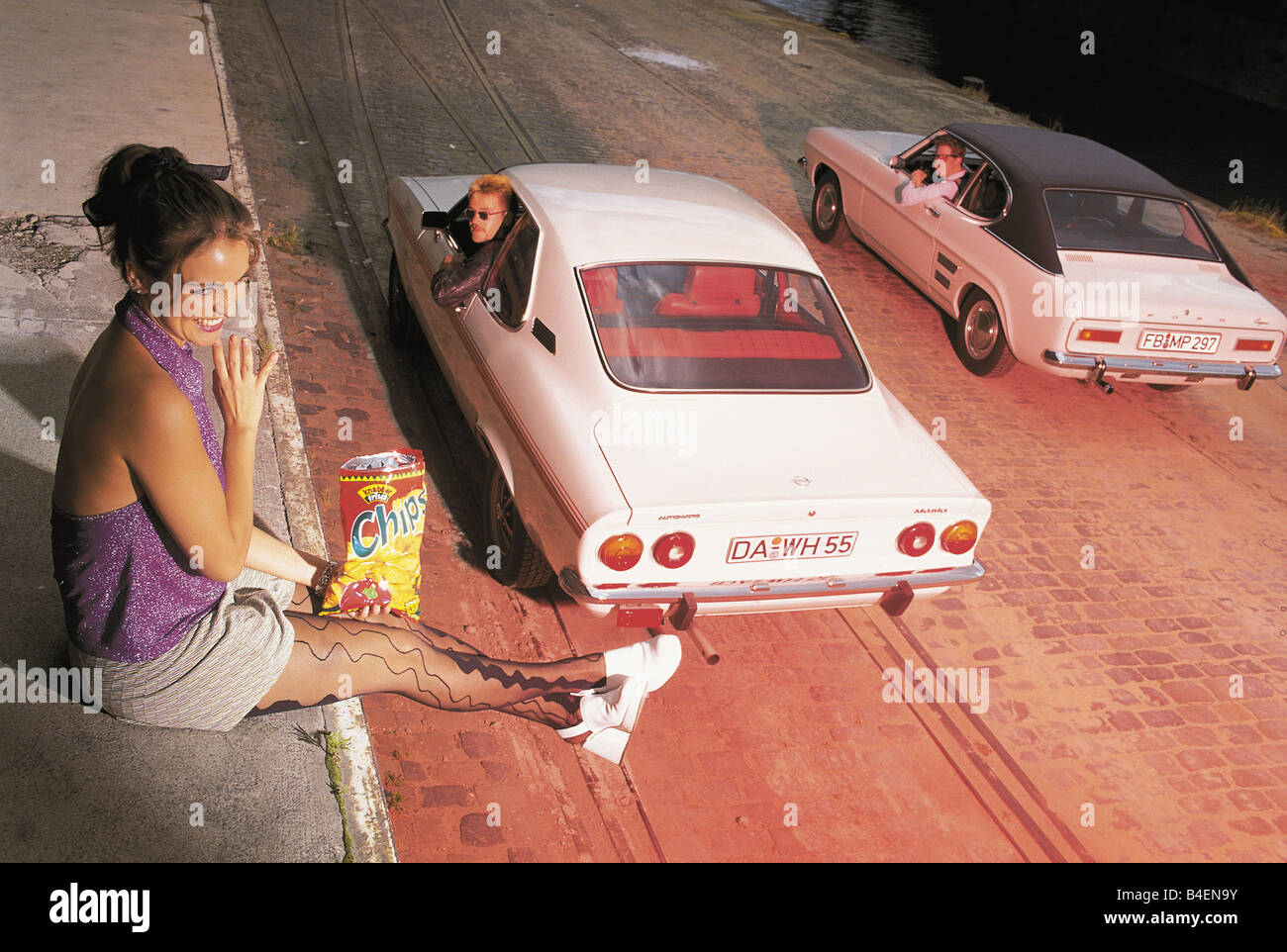 Car, Ford Capri I (model year 1969) und Opel Manta A (model year 1970), old car, 1960s, sixties, 1970s, seventies, photographer: Stock Photo