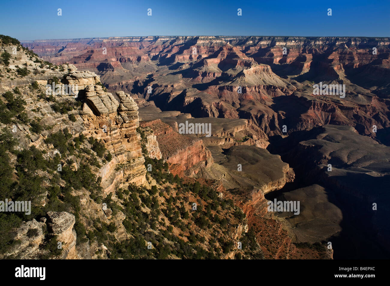 Grand Canyon Arizona USA summer hot blue skies Stock Photo Alamy
