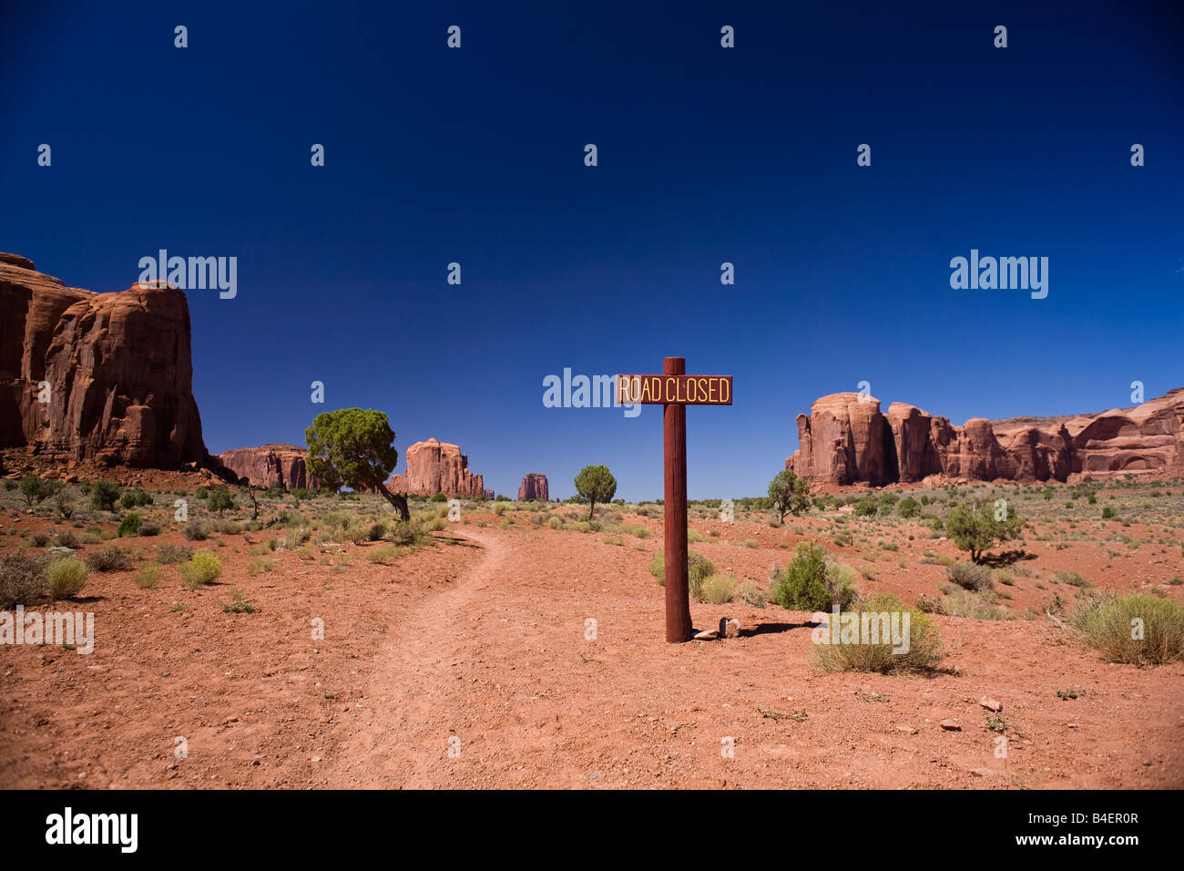 Road closed sign monument valley hi-res stock photography and images ...