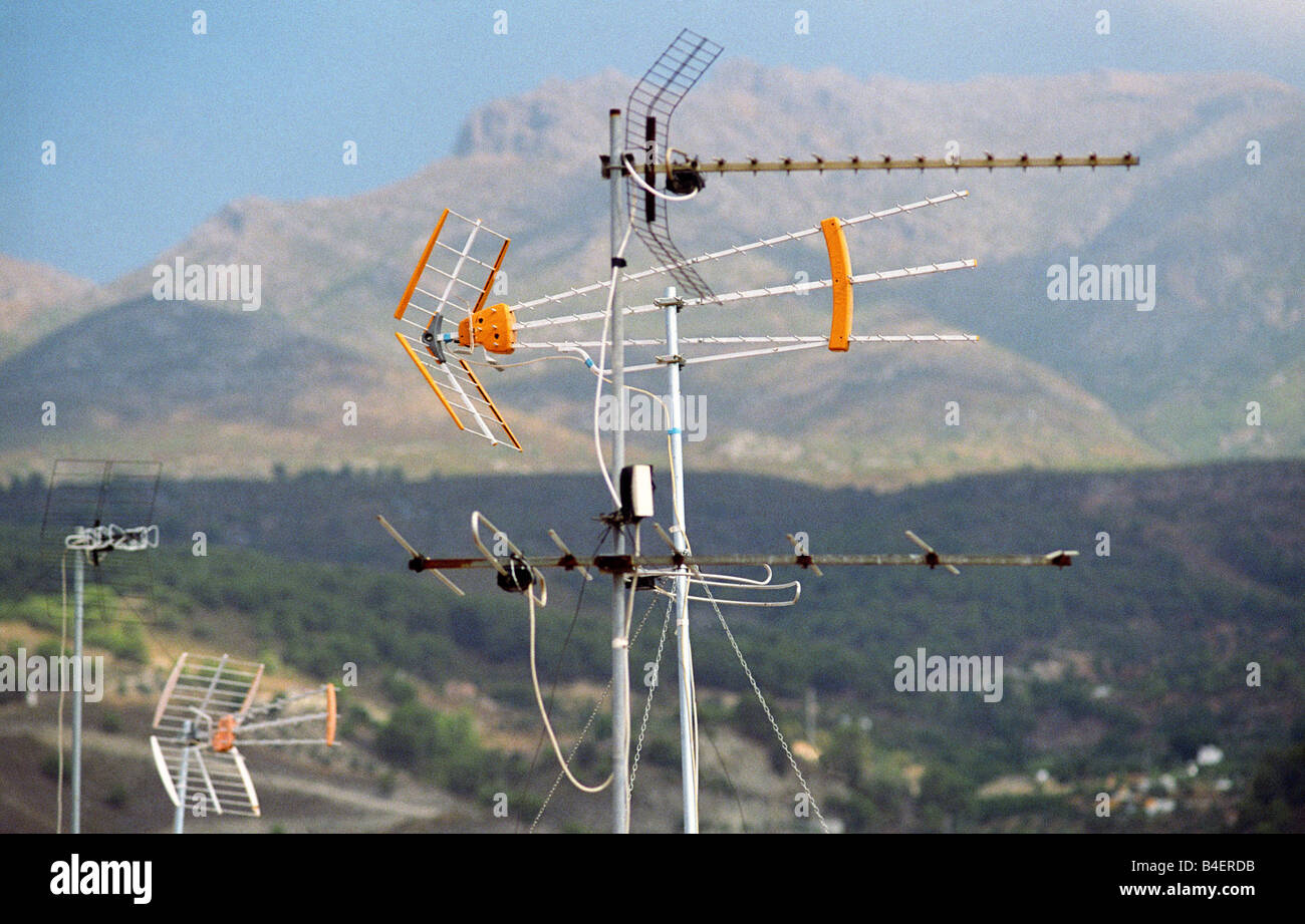 Tv aerials roof hi-res stock photography and images - Alamy