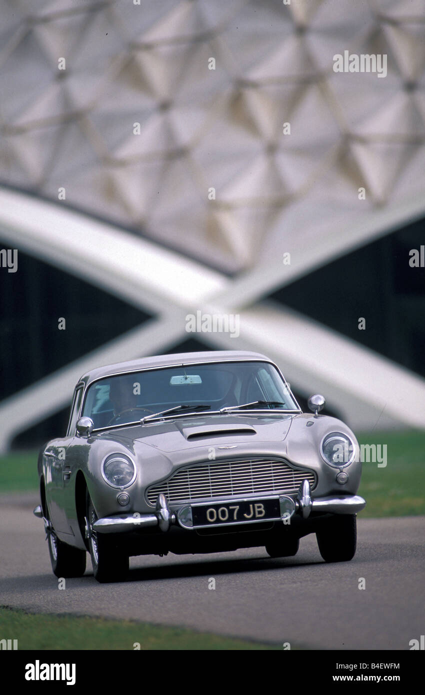 Aston Martin DB5 2017, model year 1963-1965, known from the James Bond  Movie Goldfinger Stock Photo - Alamy