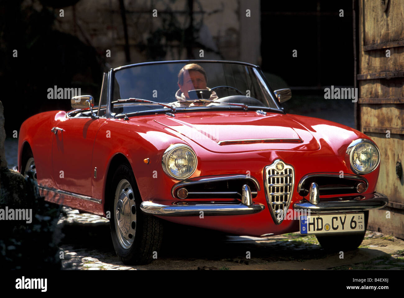 Car, Alfa Giulia Spider 1600, vintage car, model year 1956-1966, red,  1950s, fifties, 1960s, sixties, convertible, convertible t Stock Photo -  Alamy