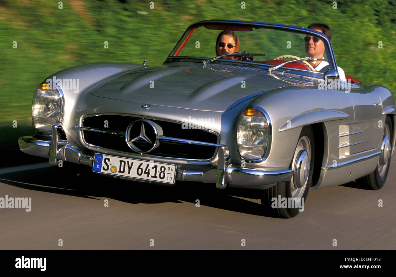 Car, Mercedes 300 SL Roadster, vintage car, model year 1957-1963, 1950s,  fifties, 1960s, sixties, silver, convertible, converti Stock Photo - Alamy